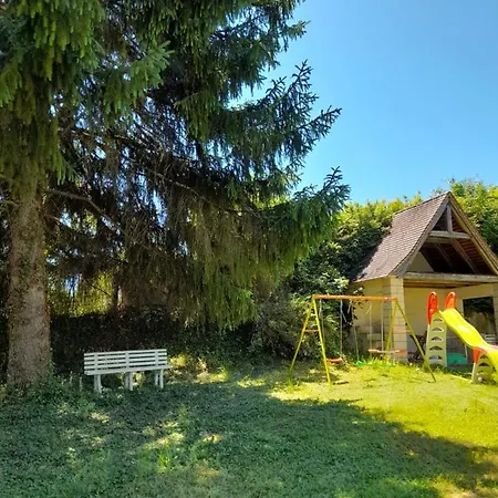 Holiday home Maison Dans Ecrin De Verdure En Perigord Noir